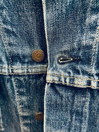 Chaqueta Levi's Trucker + Pantalon vaquero Zara