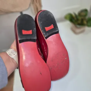 Zapatos Camper rojos con hebilla