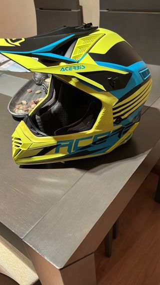 Casco Moto Acerbis Amarillo y Azul. Gafas incluids