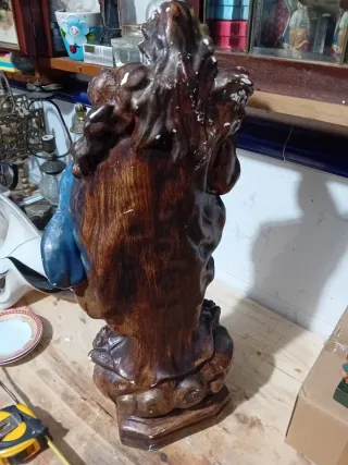 Figura Virgen con Niño y Ángeles