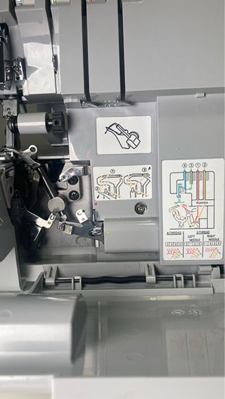 Remalladora Singer Heavy Duty