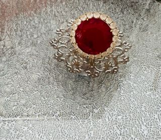 Anillo ajustable piedra roja y oro