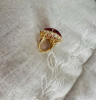 Anillo ajustable piedra roja y oro