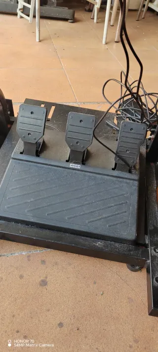 Volante Hori con Pedales para Xbox