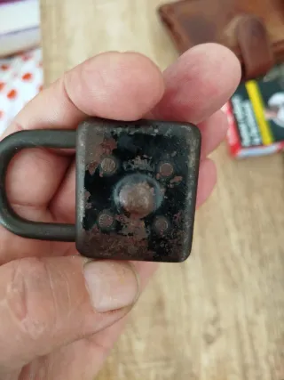 Candado español antiguo rgm