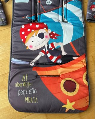Colchoneta universal silla paseo pirata