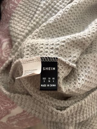 Jersey cuello holgado gris