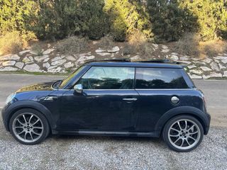 Mini Cooper S R56 John Cooper Works