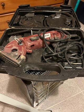 Lijadora Bosch PSS 240 A