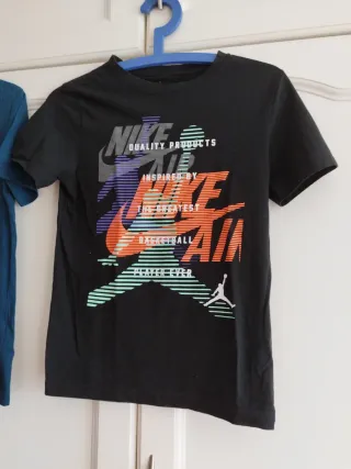 Lote 2 Camisetas Jordan y Nike