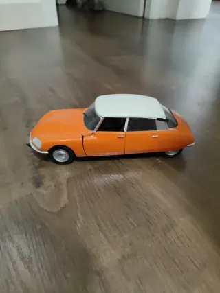 Coche de Juguete Naranja