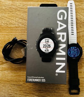 Garmin Forerunner 935 GPS Reloj Triatlón