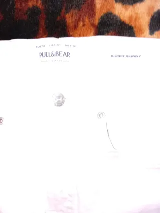 Tejanos blancos Pull&Bear rotos