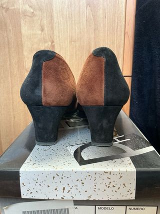 Zapatos Paco Herrero piel bicolor tacón 40