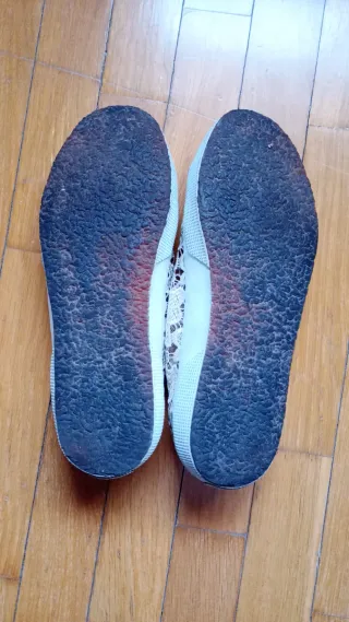 Zapatillas Superga encaje beige