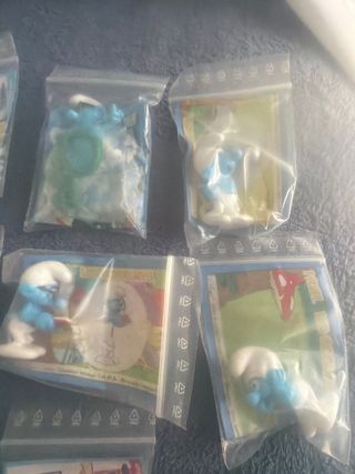 Colección Pitufos Kinder 20 unidades