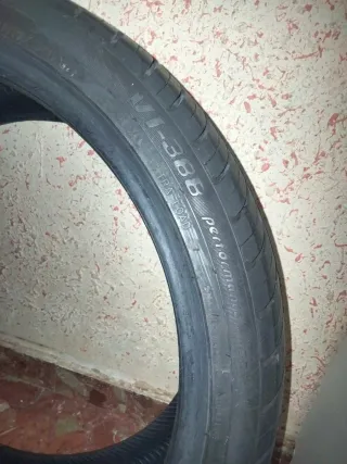 Neumático 225/18 poco usado