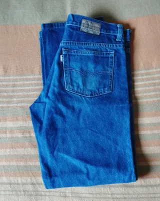 Lote 5 Vaqueros Talla L Corte Recto