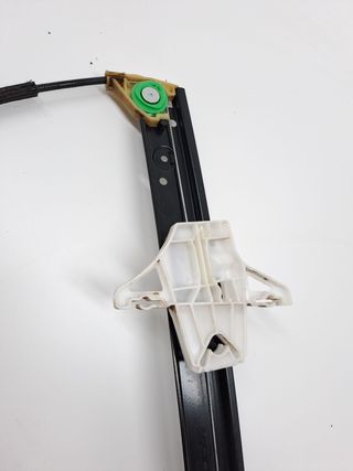 ELEVALUNAS TRASERO DERECHO SKODA OCTAVIA BERLINA (1Z3)