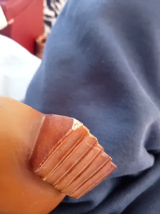 Máscara asiática tallada mirar bien las fotos