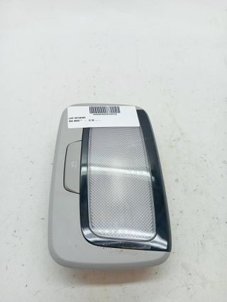 LUZ INTERIOR KIA NIRO (13)