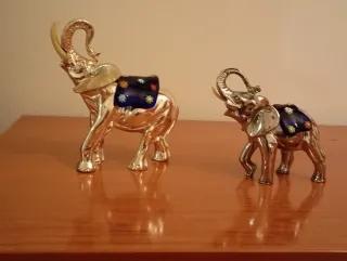 Set 2 Elefantes Decorativos Plateados