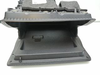 GUANTERA AUDI Q2 (GAB)