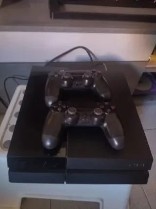 PS4 (PlayStation 4) versión 12.05 Negra
