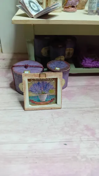Quadro miniatura lavanda casa bambole