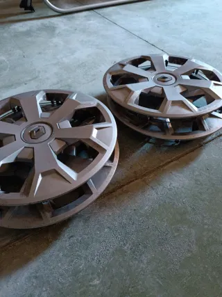 Tapacubos Renault trafic