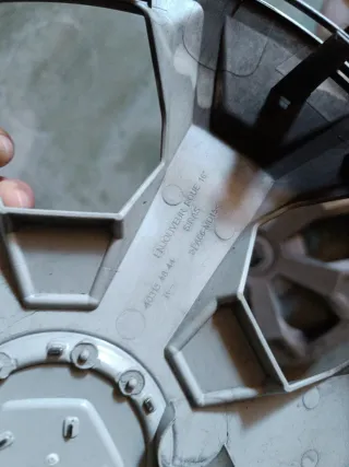 Tapacubos Renault trafic