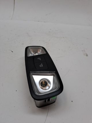 LUZ INTERIOR AUDI A1 CITYCARVER (GBH) (2)