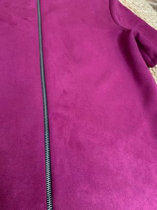 Top/camiseta de serraje morado