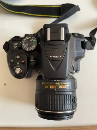 Nikon D5300 + Objetivo 18-55 VR II | Como nueva