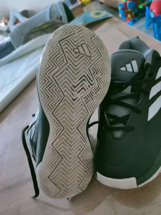 Deportivas Baloncesto Adidas Niño Talla 33