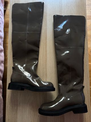 Botas altas marrones