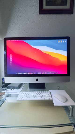 Vendo iMac 27 Plata impecable.