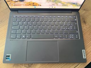 Laptop portatile Lenovo Yoga Slim 614|AP8