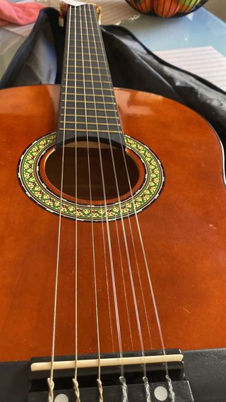 Guitarra Clásica sin estrenar con funda
