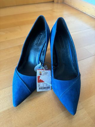 Zapatos de tacón Zara azul talla 39