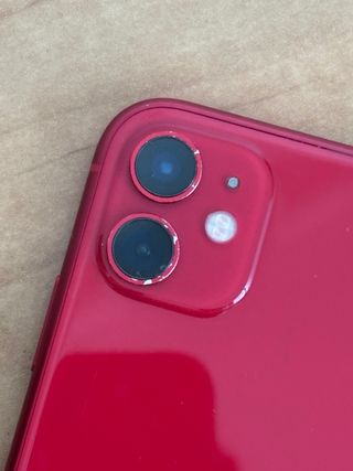 iPhone 11 64GB Rojo