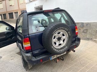 Opel Frontera 2005