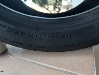 Dos Michelin Pilot Super Sport 265/40ZR18 101Y