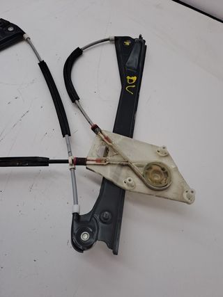 ELEVALUNAS DELANTERO DERECHO VOLKSWAGEN POLO (6R1) (5)