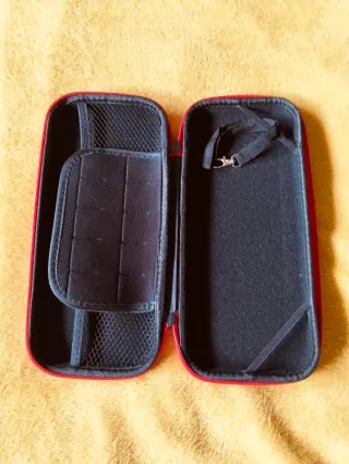 Estuche Nintendo Switch OLED PRODUCTO NUEVO.