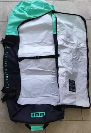 Bolsa de viaje grande ION para surf/kitesurf