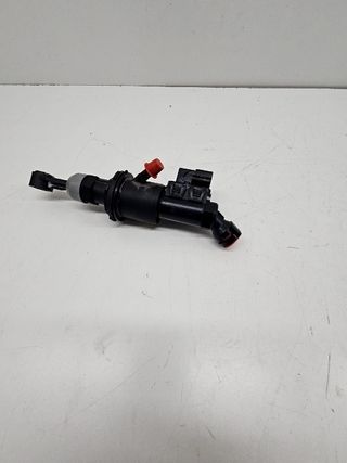 BOMBA EMBRAGUE DACIA SANDERO