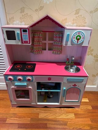 Cocinita de madera para niños