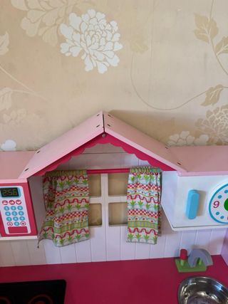 Cocinita de madera para niños