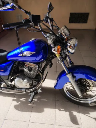 Moto Suzuki Marauder 125cc